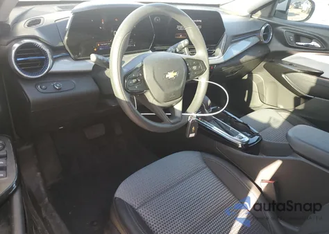 2024 Chevrolet Trax 1Lt из США, поврежденный, VIN KL77LHE25RC115863